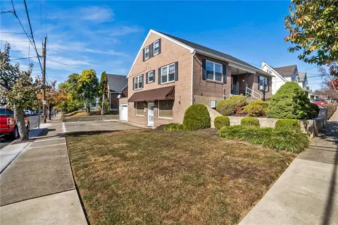 802 Spring St, Bethlehem, PA 18018 photo 1