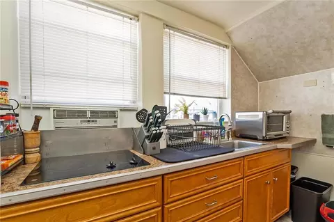 802 Spring St, Bethlehem, PA 18018 photo 10