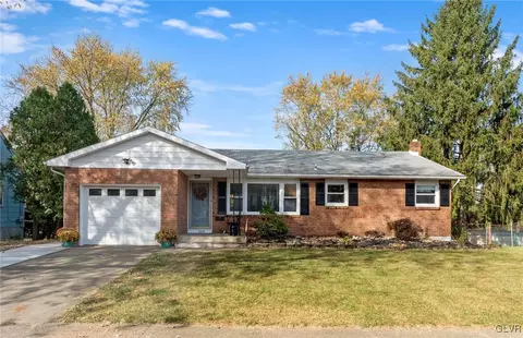3049 Avon Rd, Bethlehem, PA 18017