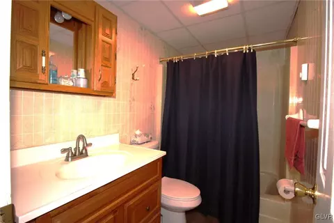 18 Valley View Rd, Bath, PA 18014 photo 23