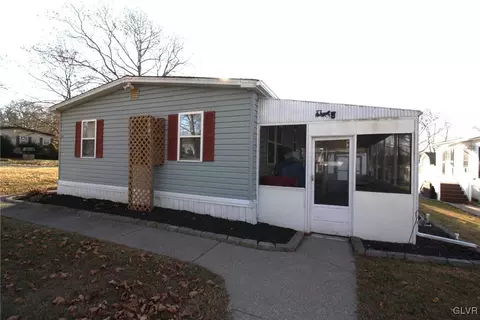 18 Valley View Rd, Bath, PA 18014 photo 4