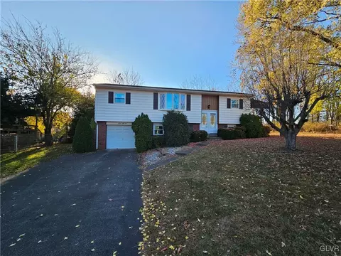 1252 Ott St, Allentown, PA 18104