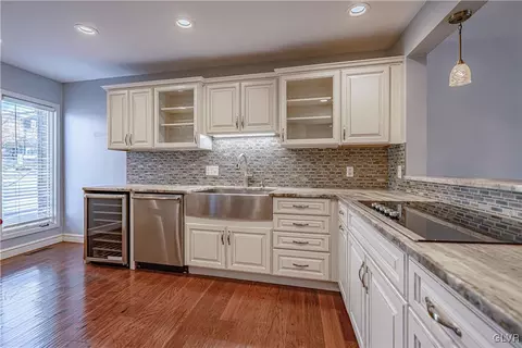605 Main St, Bethlehem, PA 18018 photo 8