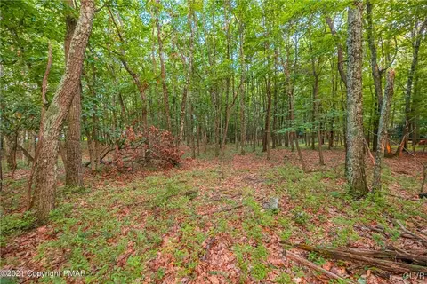 iroquois trail #3212, Pike, PA 18337