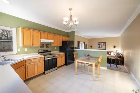 3203 Ruby Ct, Bethlehem, PA 18020 photo 10