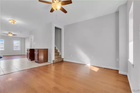 1125 Amplex St, Bethlehem, PA 18015 photo 4
