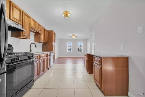1125 Amplex St, Bethlehem, PA 18015 photo 7