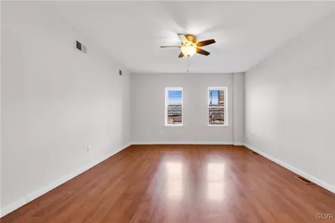 1125 Amplex St, Bethlehem, PA 18015 photo 9