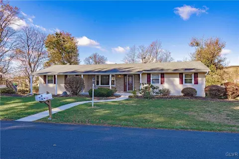 6179 Shepherd Hills Ave, Allentown, PA 18106