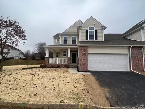 816 Piedmont Ln #86, Forks Twp, PA 18040