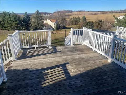 2910 Sickle Rd, Bath, PA 18014 photo 24