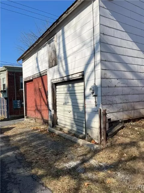 122 E Goepp St, Bethlehem, PA 18018 photo 3