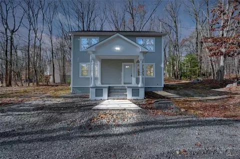 104 Acorn Ln, Kunkletown, PA 18058