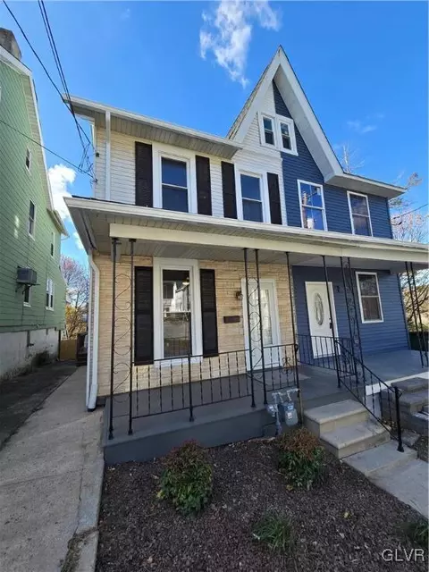 107 5th St, Slatington, PA 18080
