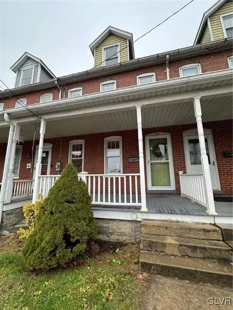 47 Evergreen St, Nazareth, PA 18064