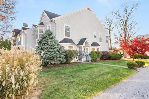 1253 Forest Rd, Whitehall, PA 18052