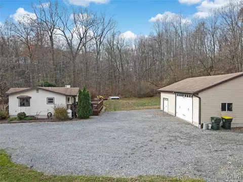 3320 W Walker Rd, Bath, PA 18014 photo 44