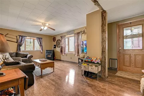 3320 W Walker Rd, Bath, PA 18014 photo 11