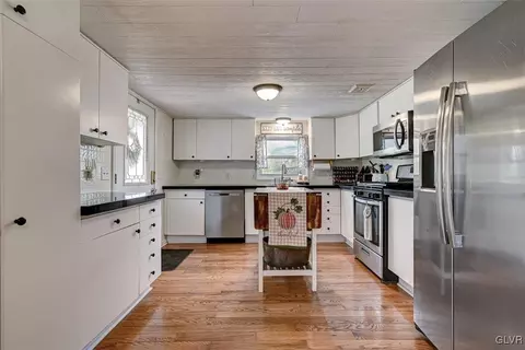 3320 W Walker Rd, Bath, PA 18014 photo 15