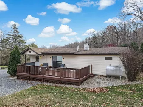 3320 W Walker Rd, Bath, PA 18014 photo 40