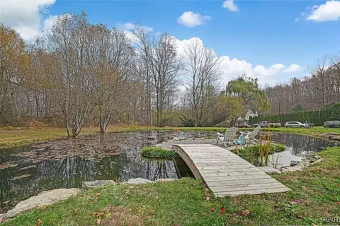 3320 W Walker Rd, Bath, PA 18014 photo 32