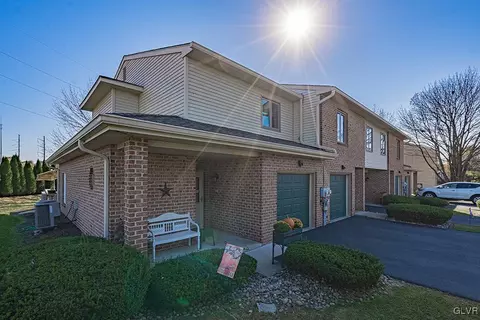 555 Vera Cir #F, Bethlehem, PA 18017