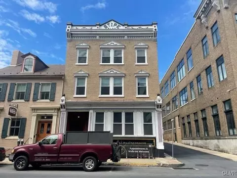 6 N 4th St #2, Easton, PA 18042