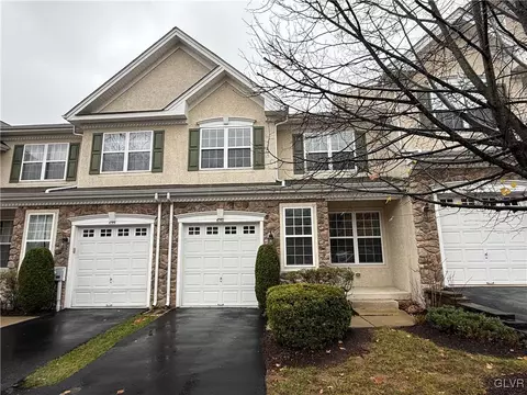 4148 Yorktown Rd, Coopersburg, PA 18036