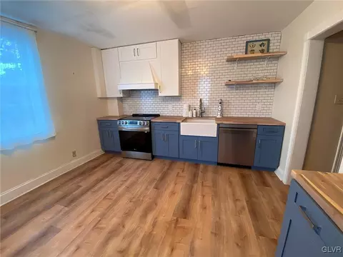 409 4th St, Bethlehem, PA 18015 photo 6
