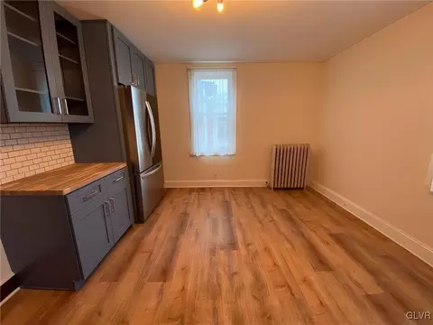 409 4th St, Bethlehem, PA 18015 photo 8
