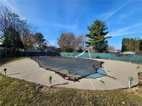 5411 Monocacy Dr, Bethlehem, PA 18017 photo 24