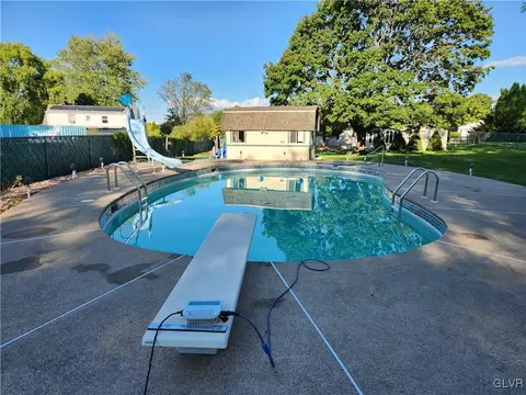 5411 Monocacy Dr, Bethlehem, PA 18017 photo 29