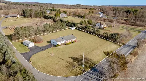 106 Emmas Way, Brodheadsville, PA 18322