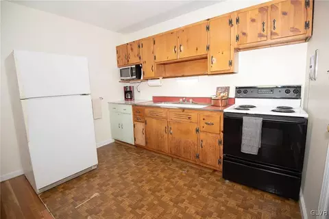3003 Cornwall Rd, Bethlehem, PA 18017 photo 7