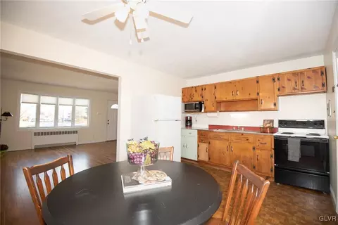 3003 Cornwall Rd, Bethlehem, PA 18017 photo 9