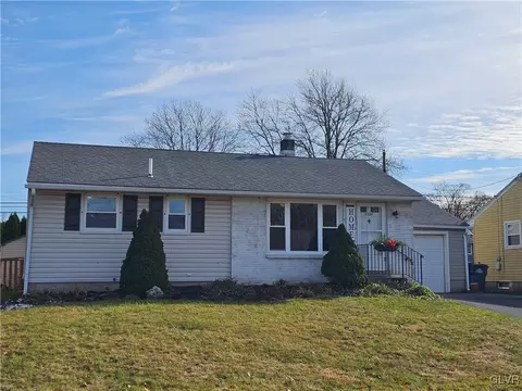 4324 Winfield Ter, Easton, PA 18045