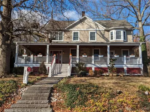 201 W Wayne Ave, Easton, PA 18042