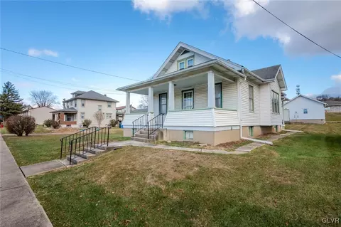411 Washington St, Walnutport, PA 18088