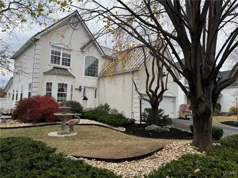 294 Lenape Trl, Allentown, PA 18104
