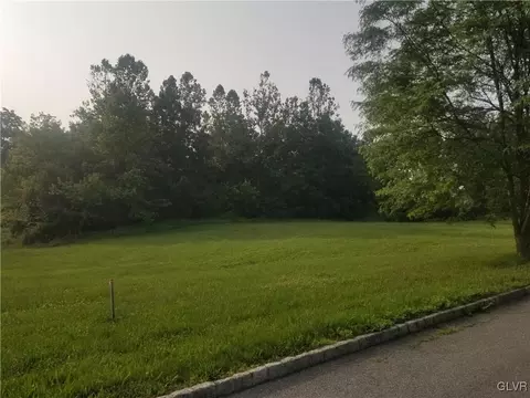 3605 Manor Rd, Bethlehem Twp, PA 18020