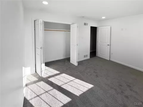 2448 Old Post Rd, Coplay, PA 18037 photo 11