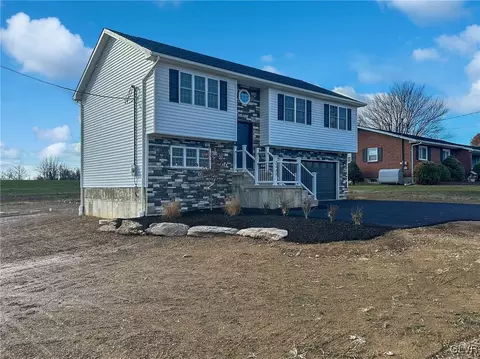 2448 Old Post Rd, Coplay, PA 18037 photo 29