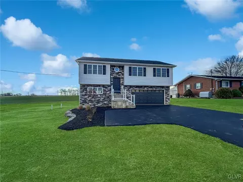 2448 Old Post Rd, Coplay, PA 18037 photo 36