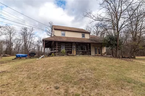 1805 Oldplains Rd, Pennsburg, PA 18073