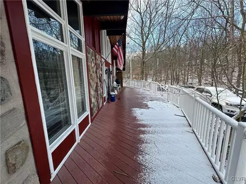 310 Lower Chipmunk Ct, Pike, PA 18324 photo 6