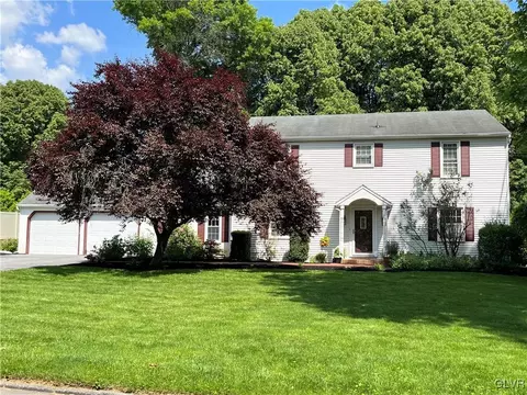3512 Southwood Dr, Palmer Township, PA 18045