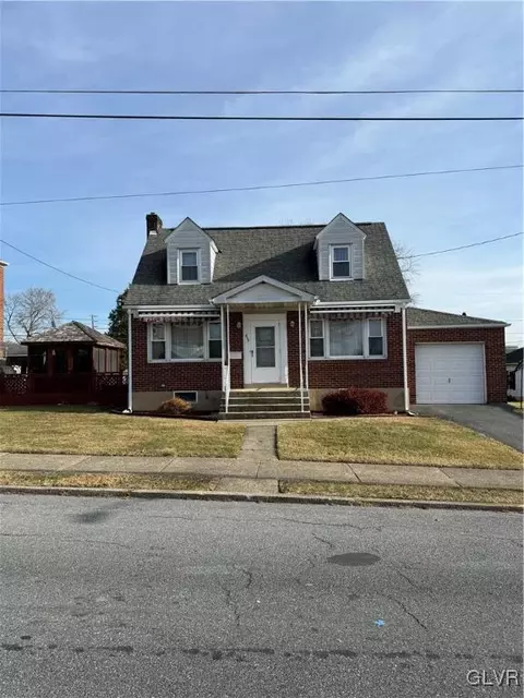 833 N Halstead St, Allentown, PA 18109