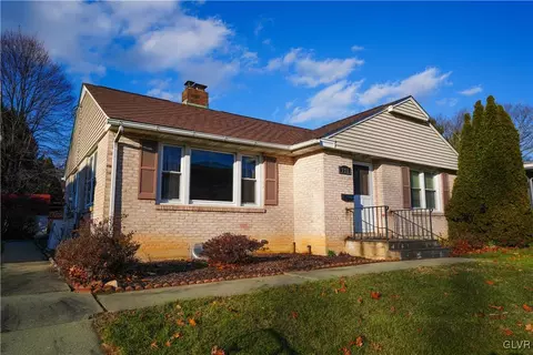 721 Lafayette Ave, Palmerton, PA 18071