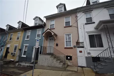 29 N Warren St, Easton, PA 18042