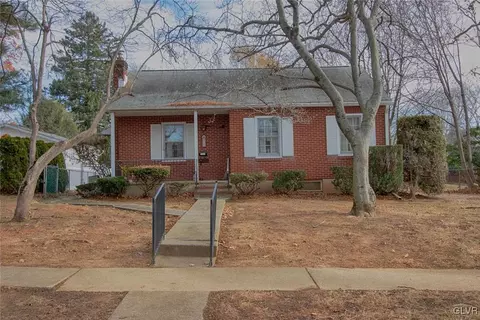 923 N 28th St, Allentown, PA 18104